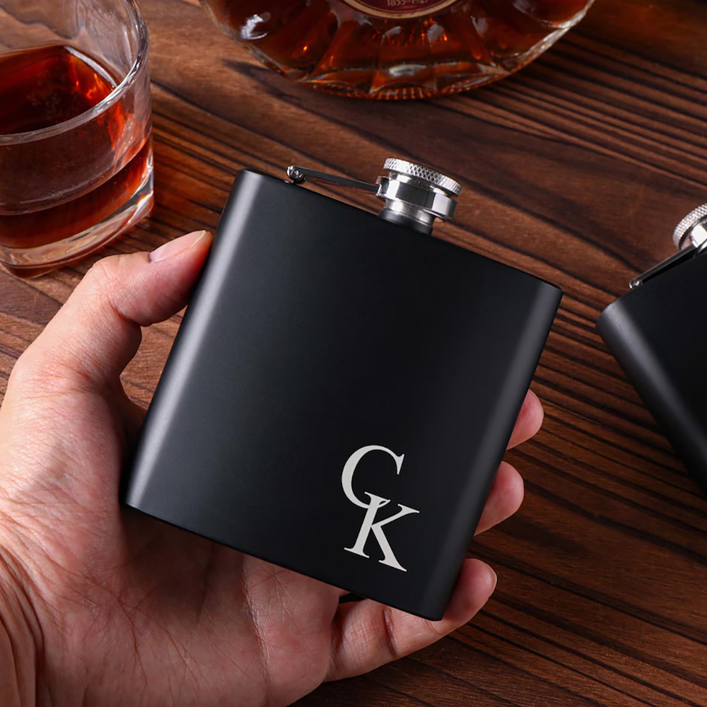 Personalized Name Hip Flask Se - огляд і ціна Men'S Grooming Set Gift